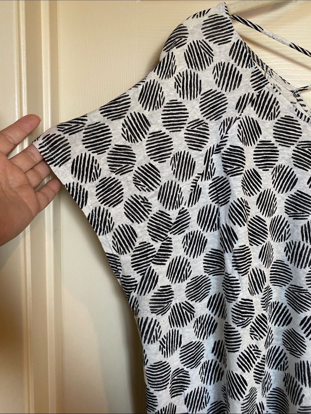 Lucky Brand Black and White Short Sleeve Geometric Tee - Picture 3 of 7